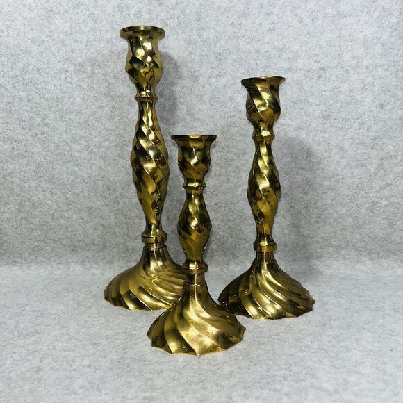 Vtg Solid Brass Spiral Swirl Twist Candlestick Holders Set of 3 Made In India - Picture 3 of 16